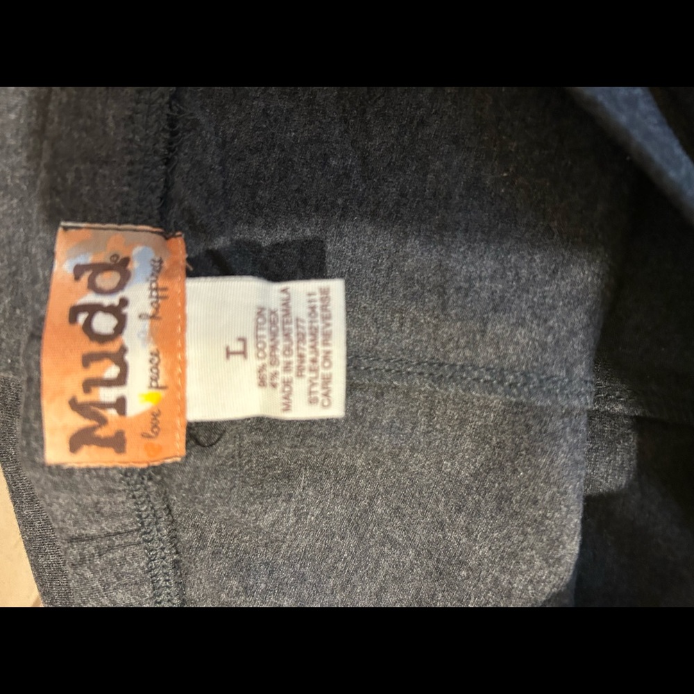 4 pack leggings size L grey (NWT), brown(NWOT), blue(NWOT) black capri leggings - Picture 6 of 16